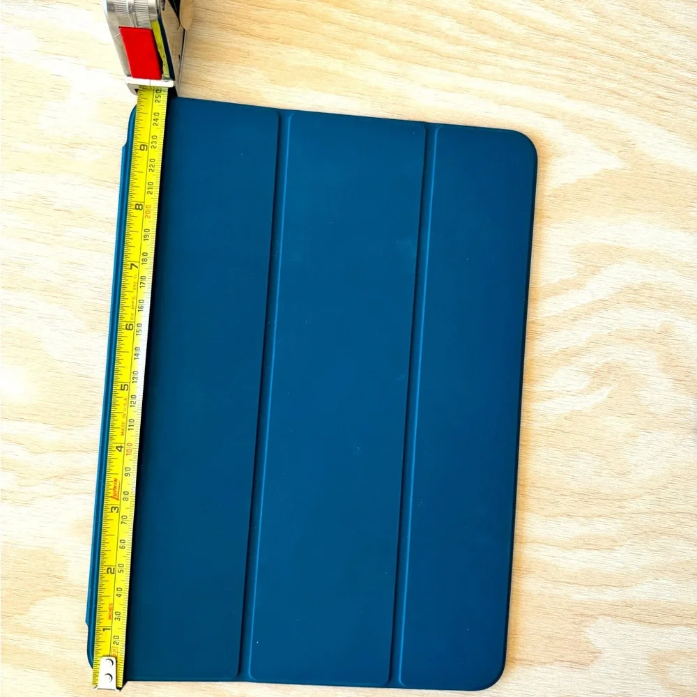 Smart Folio for iPad Air (5th Generation) - Marine Blue